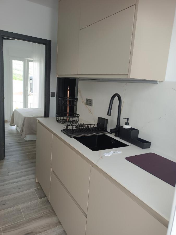 Lebana Plaza Dario Apartment Facinas Exterior photo
